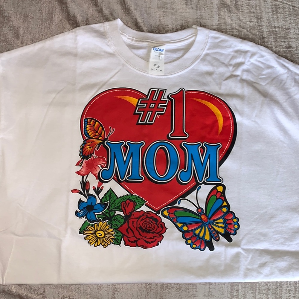 Mother’s Day graphic t-shirt. Size XL